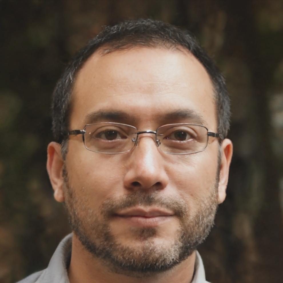 Ritratto di Alessandro Conti, critico d'arte e docente